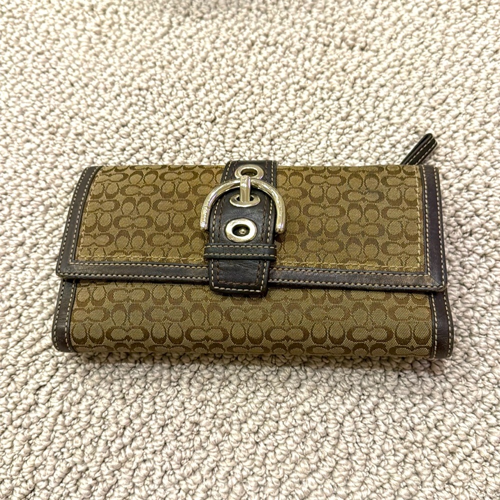 Coach wallet